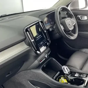2024 Volvo XC40 Ultra B4 Mild Hybrid Petrol Bright Automatic SUV - Image 2