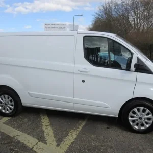 2022 Ford Transit Custom 300 LIMITED P/V ECOBLUE Panel Van Diesel Manual - Image 4