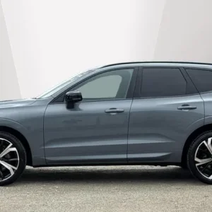 2021 Volvo XC60 R-Design 2.0L AWD Estate - Image 8