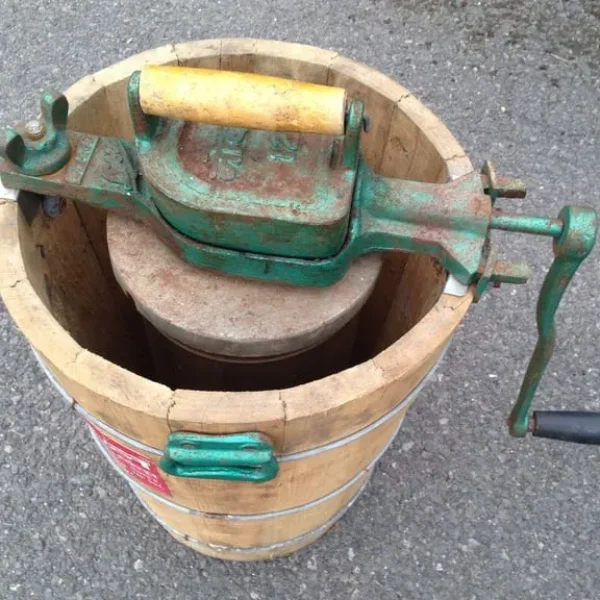old hand cranked ice cream maker
