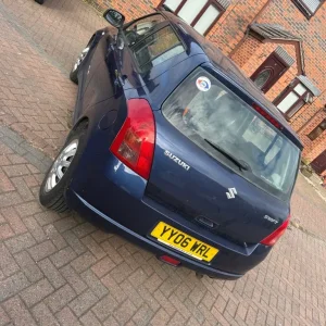 Suzuki Swift 2006 Manual Hatchback - Image 3