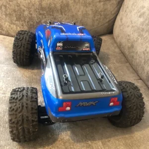 Rc Maverick STRADA 1:10 truck 🛻 - Image 3