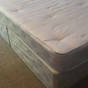Double bed with mattress - Image 3