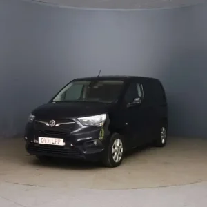 2021 Vauxhall Combo 1.5 Diesel Manual Panel Van Black Griffin Edition - Image 2