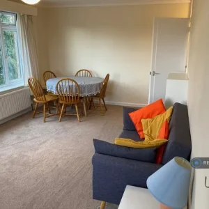 2 bedroom flat in Conway Court, Forres, Moray (2 bed) - Image 3