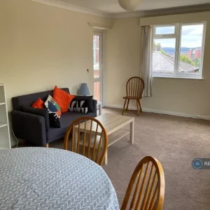 2 bedroom flat in Conway Court, Forres, Moray (2 bed) - Image 6
