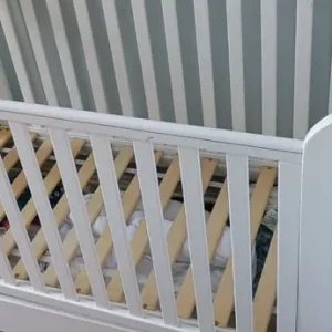 Tutti Bambini cot bed. Sleigh design - Image 3