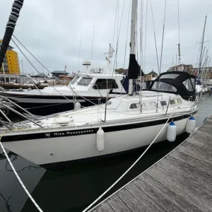 Achillies 840 28ft sailing yacht 1983 - Image 3
