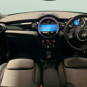2021 MINI Electric Cooper SE Hatchback - Image 4