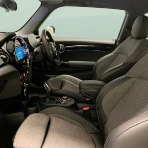 2021 MINI Electric Cooper SE Hatchback - Image 6