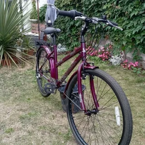 Ladies bike 26in wheels 17in frame 7speed - Image 2