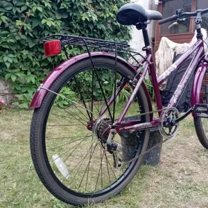 Ladies bike 26in wheels 17in frame 7speed - Image 3