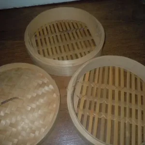 Bamboo food steamer and beechwood rolling pin with sifter