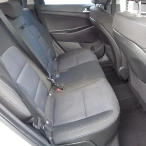 2015 Hyundai Tucson CRDI SE Blue Drive 2WD Estate Diesel Manual - Image 5