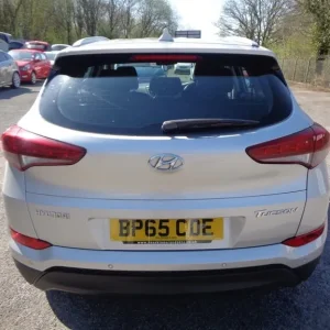 2015 Hyundai Tucson CRDI SE Blue Drive 2WD Estate Diesel Manual - Image 8
