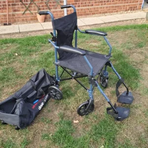 Foldable wheelchair - Image 5