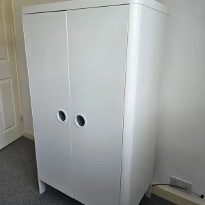 Kids wardrobe, fully assembled - Image 2