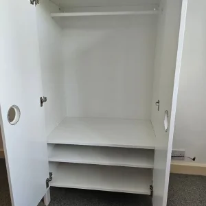 Kids wardrobe, fully assembled - Image 5