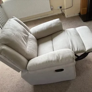 3 Seater Sofa & Armchair - Image 8