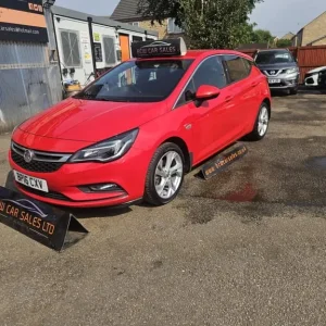 2016 Vauxhall Astra 1.4i Turbo SRi Euro 6 5-door hatchback petrol manual