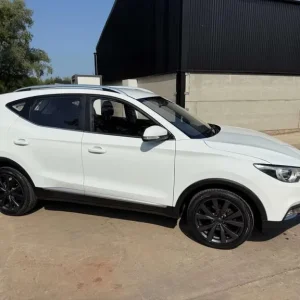 2018 MG ZS 1.5 ZS Excite 5dr SUV Petrol Manual - Image 3