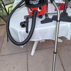 Henry Numatic vacuum cleaner - Image 3