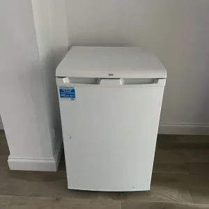 Under counter fridge