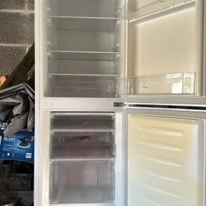 Fridge freezer - Image 2