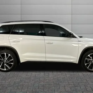 2022 Skoda Kodiaq 1.5 TSI Sport Line 5dr DSG [7 Seat] ESTATE Petrol Automatic - Image 4