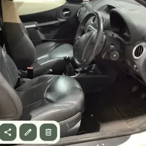 Citroen C3 Pluriel leather seats - Image 2