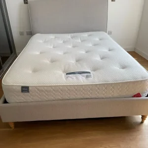 Laura Ashley Ansley bed with soft silver ottoman - Image 3