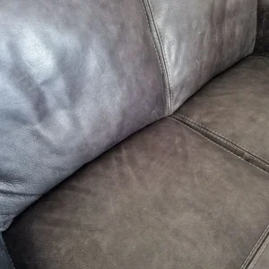 Distressed real leather sofa - Image 5