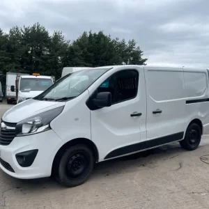 2019 Vauxhall Vivaro 2700 1.6 CDTI Sportive SWB Panel Van - Image 8
