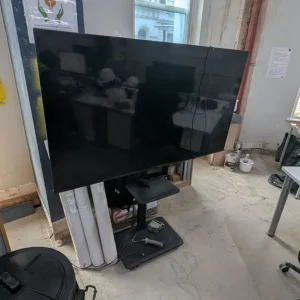 Hisense 65AK6 smart TV - Image 2