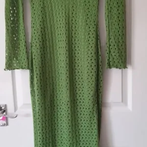 Size M (10) grass green lace backless maxi dress from Bershka - Image 2