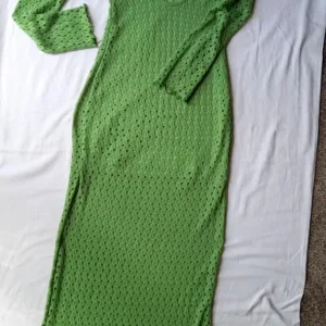 Size M (10) grass green lace backless maxi dress from Bershka - Image 4