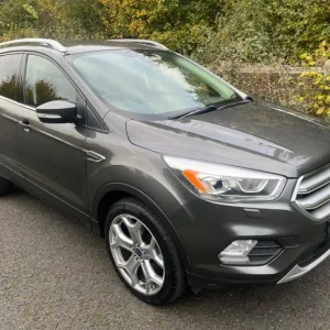 2017 Ford Kuga 2.0 TDCi Titanium Euro 6 Diesel Manual 5-door Hatchback - Image 6