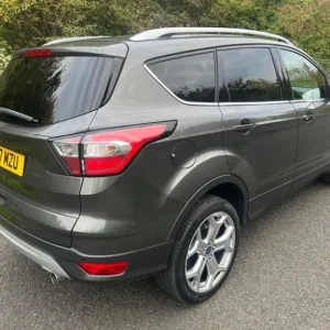 2017 Ford Kuga 2.0 TDCi Titanium Euro 6 Diesel Manual 5-door Hatchback - Image 8