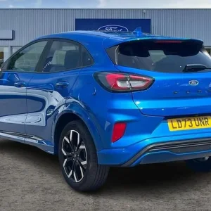 2023 Ford Puma 1.0L EcoBoost Hybrid ST-Line X 5-door manual hatchback - Image 2