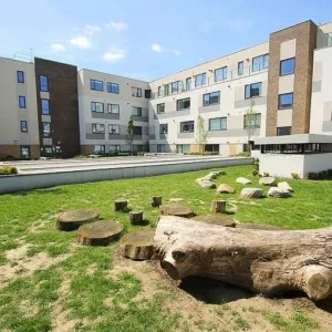 2 bedroom ground floor apartment in Holmes Chapel, Cheshire East