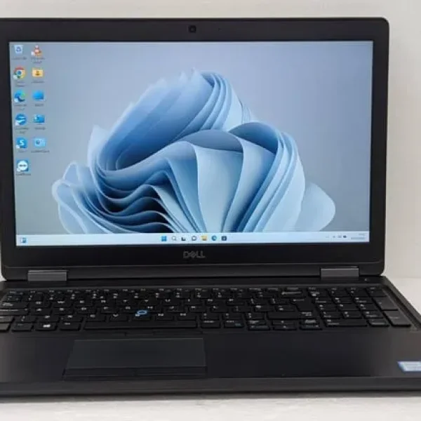 Dell Latitude 5590 15.6" Laptop