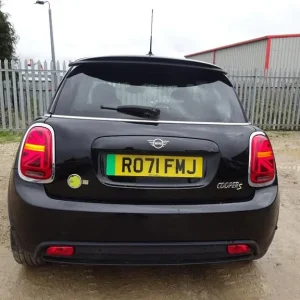 2021 Mini Cooper S Electric – Front and Side Damage, Cat-S Salvage, Repairable - Image 3
