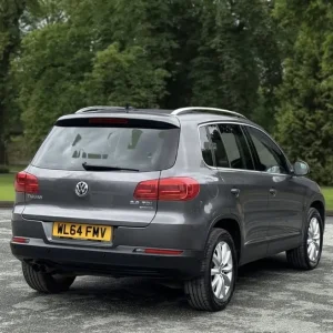 2015 Volkswagen Tiguan 2.0 TDI BlueMotion Tech Match SUV 5dr Diesel Manual 4WD Euro 5 (s/s) (140...) - Image 4