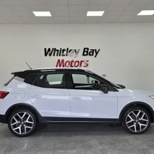 2019 SEAT Arona TSI XCELLENCE Lux SUV - Image 2