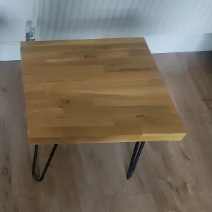 SOLID OAK SIDE TABLE - Image 2