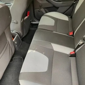 Ford Focus 2012 Hatchback Manual 5-door - Image 2