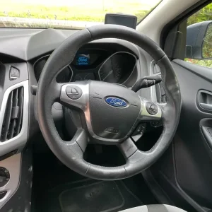 Ford Focus 2012 Hatchback Manual 5-door - Image 6