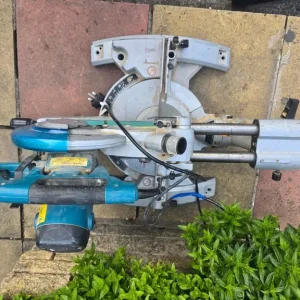Makita LS1018L Corded Mitre Saw 260mm - Image 5