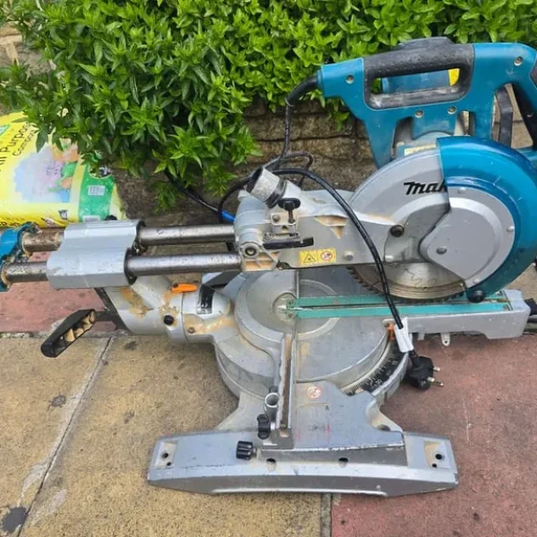 Makita LS1018L Corded Mitre Saw 260mm