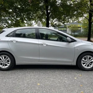 2014 Hyundai i30 1.4 Active 5-door hatchback petrol manual - Image 8